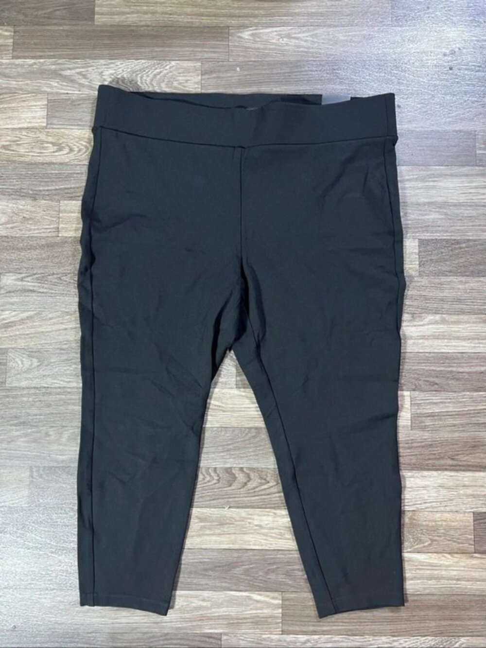 Torrid Women’s Size 3S / 3X Black High Rise Slim Fix Pixie Pants NWT